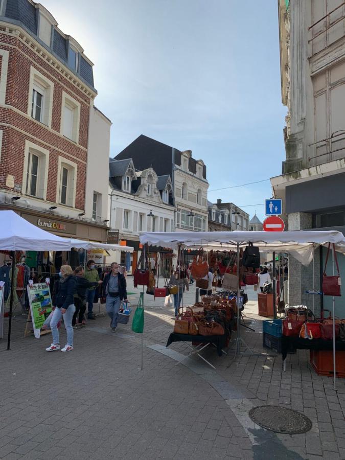 Au Coeur Du Marche 4 Etoiles Apartment Fecamp Bagian luar foto