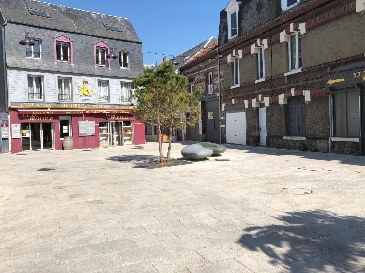 Au Coeur Du Marche 4 Etoiles Apartment Fecamp Bagian luar foto